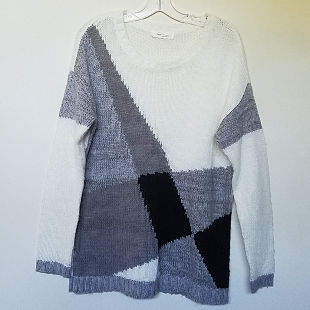 Two By Vince Camuto Diagonal Colorblock Pullover